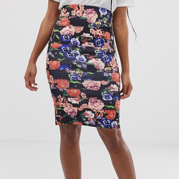 ASOS two piece set. Top and skirt both size 10. - Picture 6 of 7